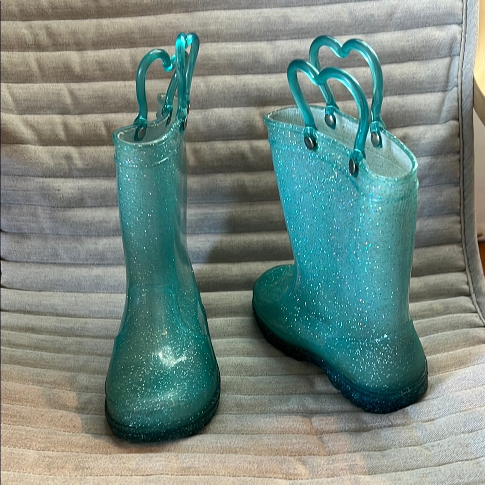 Sparkly Teal Rain Boots with Heart Handles